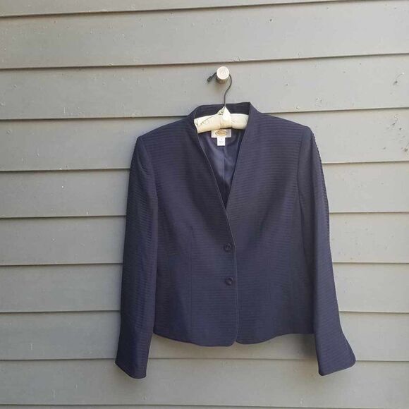 Stunning Talbots Navy Silk Textured Jacket size 4 - Picture 9 of 13